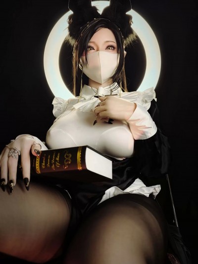 实体娃娃摄影艺术作品：瘾虎